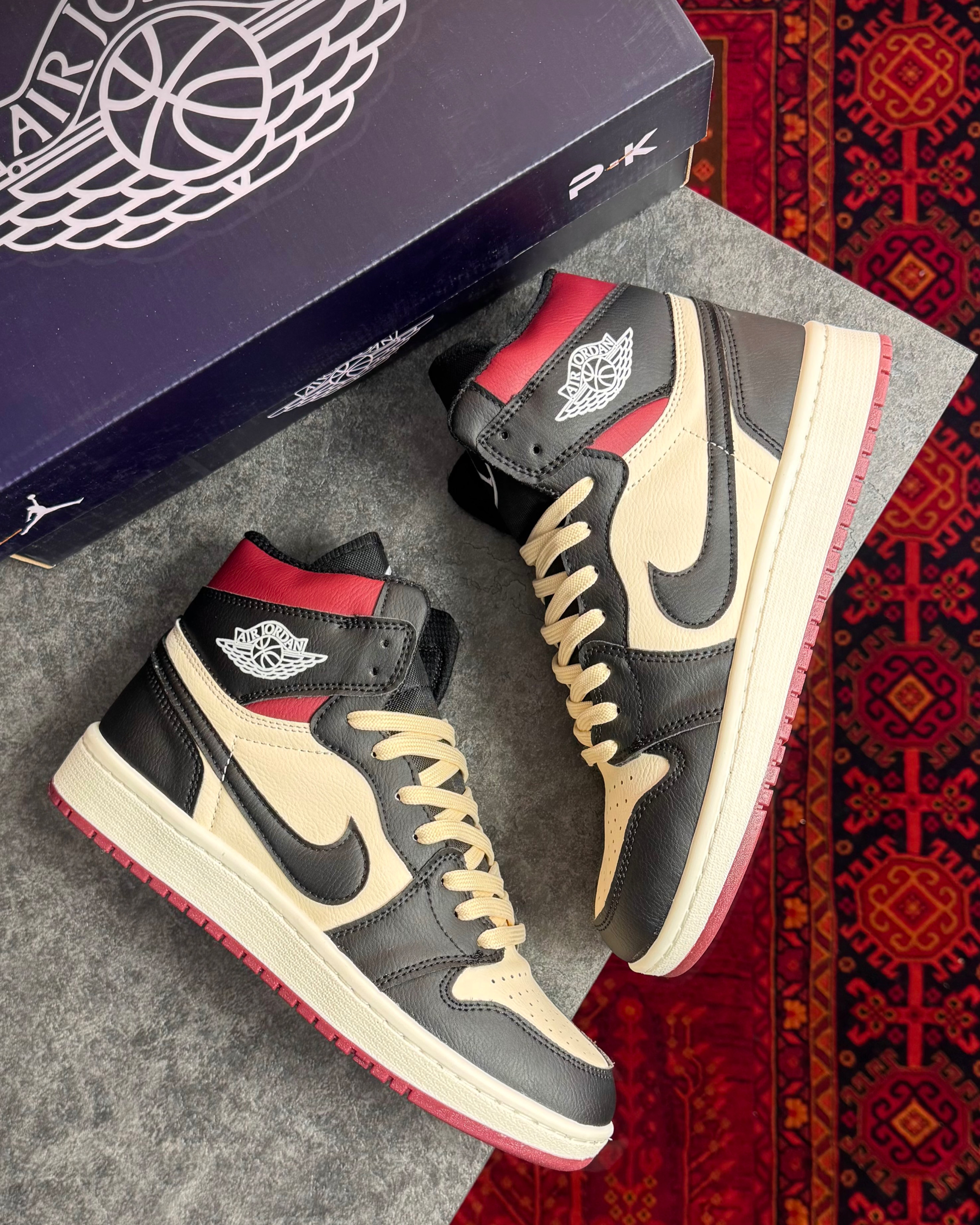 کتونی جردن وان ساقدار