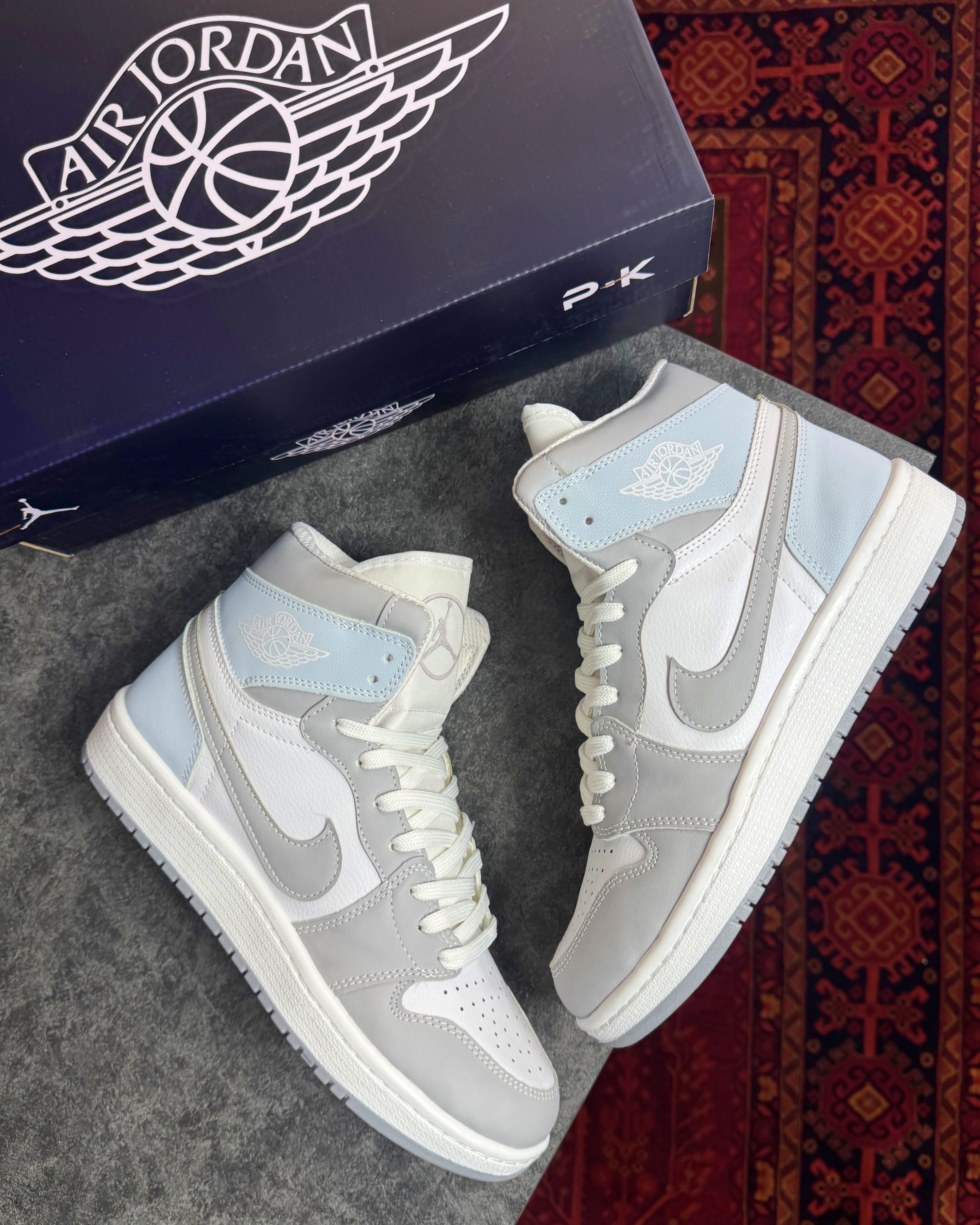 کتونی جردن وان ساقدار